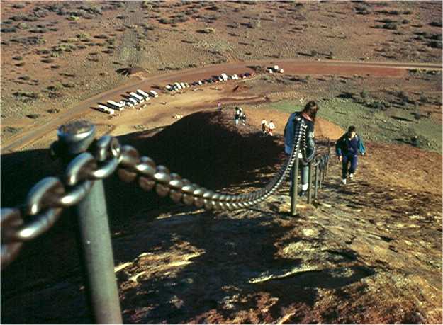 This chain is a big help in both ascending and descending. Photo by FG.
