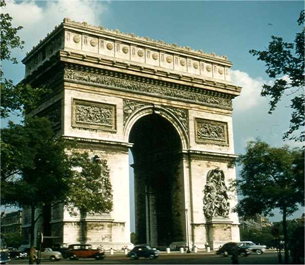 The Arch de Triumph. Photo by FG.