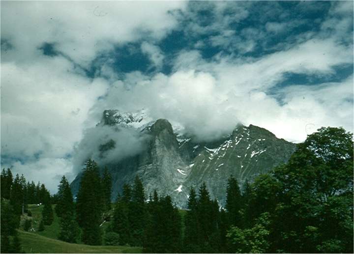 Swiss mountains are spectacular. Photo by FG.