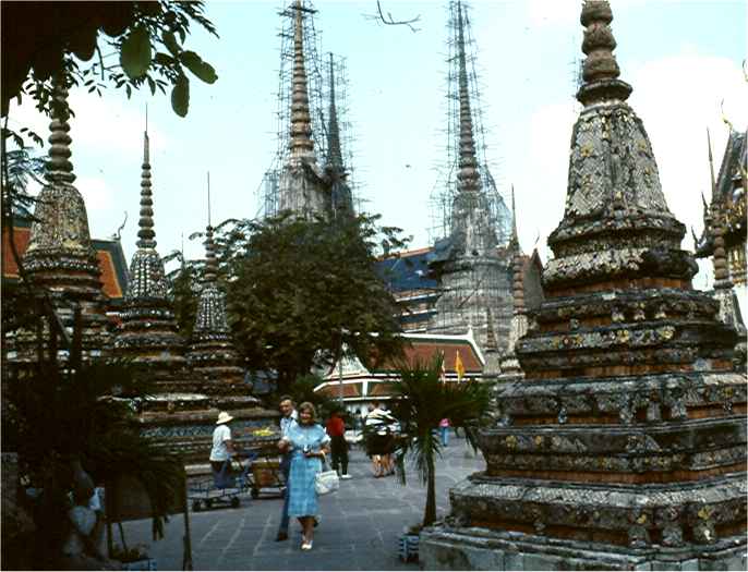 There are over 31,000 Buddhist temples in Thailand. In Thai they are called wat. Photo by FG.